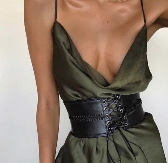 Read more about the article Corset Belt: How to Wear Spring’s Biggest Accessory Tren